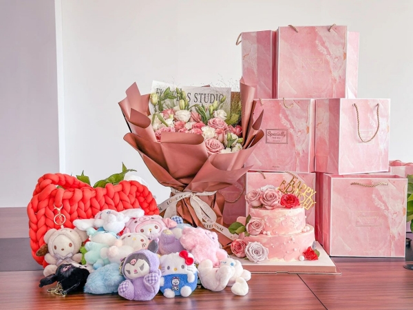 芳華自在，笑靨如花致敬泰斯特每一位了不起的她！